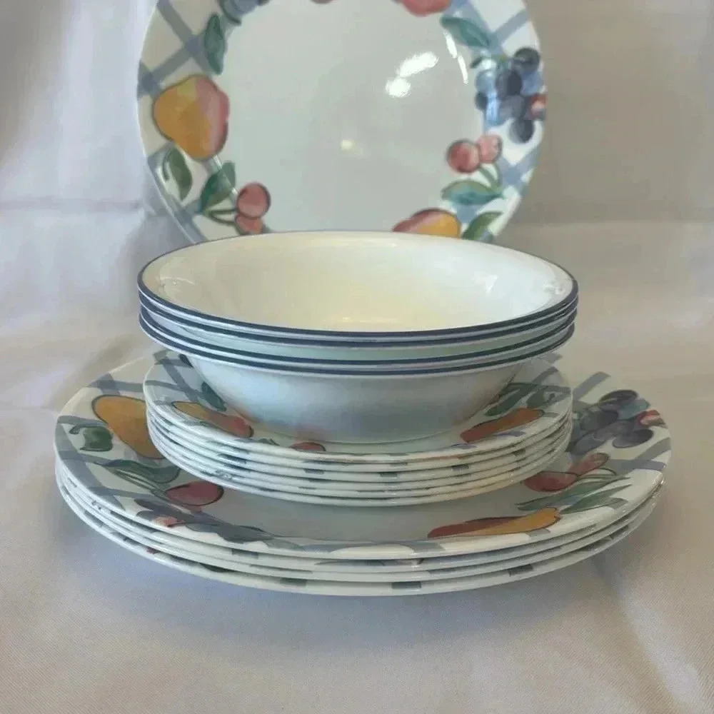 Vintage Corelle FRUIT TOO Dinnerware Plates & Bowls Set of 15 - Picture 2 of 4